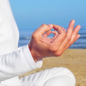 Stressreduktion durch Meditation und Yoga